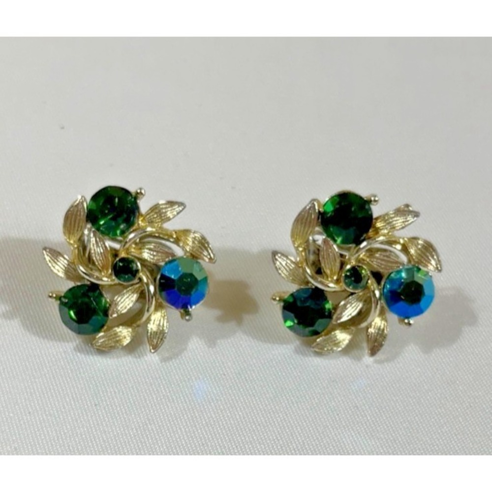 Lisner Vintage Clip On Earrings Gold Tone Emerald Green AB Rhinestone Leaf
